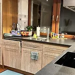 Appartamento Familienfreundliche 10 Min Zu Fuss Von Legoland Entfernt,80 M2 Stilvolle In Einer Mit Grossen Garten, Fuer Den Ersten Fruehstueck Gefuellten Kuehlschrank,whirlpool, Privaten Waldstueck Und Wunderschoener Terrasse Im Koetz, My Luxu *