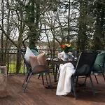 Appartamento Familienfreundliche 10 Min Zu Fuss Von Legoland Entfernt,80 M2 Stilvolle In Einer Mit Grossen Garten, Fuer Den Ersten Fruehstueck Gefuellten Kuehlschrank,whirlpool, Privaten Waldstueck Und Wunderschoener Terrasse Im Koetz, My Luxu