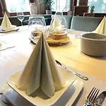 Familienfreundliche 10 Min Zu Fuss Von Legoland Entfernt,80 M2 Stilvolle In Einer Mit Grossen Garten, Fuer Den Ersten Fruehstueck Gefuellten Kuehlschrank,whirlpool, Privaten Waldstueck Und Wunderschoener Terrasse Im Koetz, My Luxu *