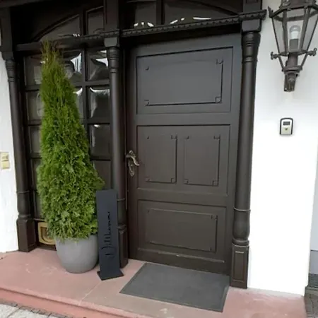 Familienfreundliche 10 Min Zu Fuss Von Legoland Entfernt,80 M2 Stilvolle In Einer Mit Grossen Garten, Fuer Den Ersten Fruehstueck Gefuellten Kuehlschrank,whirlpool, Privater Waldstueck Und Wunderschoener Terrasse Im Koetz, My Luxu Kleinkötz