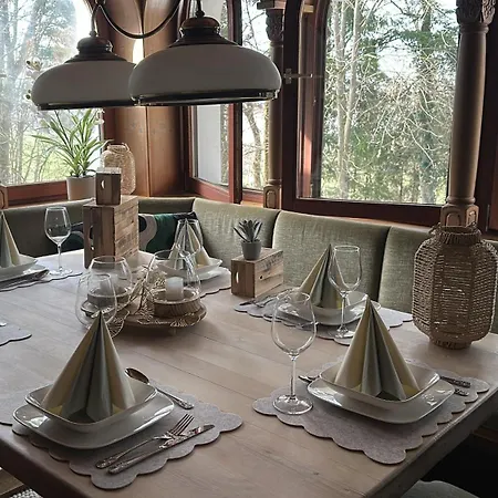 Familienfreundliche 10 Min Zu Fuss Von Legoland Entfernt,80 M2 Stilvolle In Einer Mit Grossen Garten, Fuer Den Ersten Fruehstueck Gefuellten Kuehlschrank,whirlpool, Privater Waldstueck Und Wunderschoener Terrasse Im Koetz, My Luxu Lägenhet