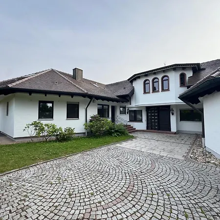 Familienfreundliche 10 Min Zu Fuss Von Legoland Entfernt,80 M2 Stilvolle In Einer Mit Grossen Garten, Fuer Den Ersten Fruehstueck Gefuellten Kuehlschrank,whirlpool, Privater Waldstueck Und Wunderschoener Terrasse Im Koetz, My Luxu *